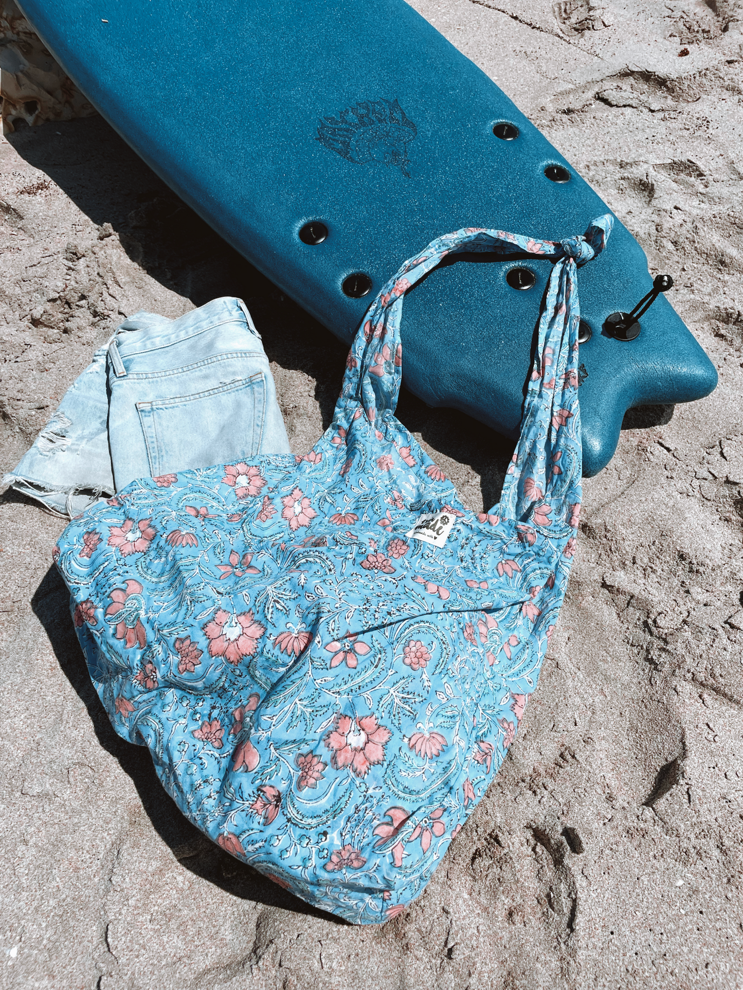 Andi Sling Bag