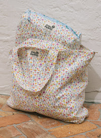 Lili Canvas Tote Sample